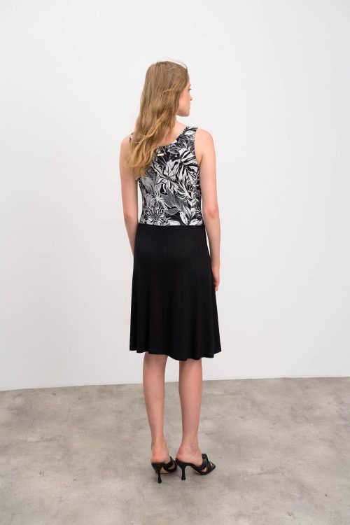 Printed Sleeveless Dress - Image 4
