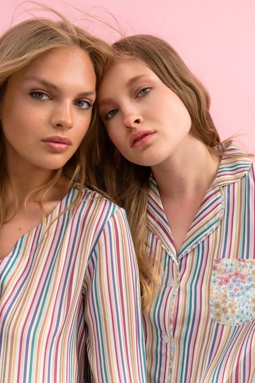Short Sleeve Buttoned Pyjamas - Image 5
