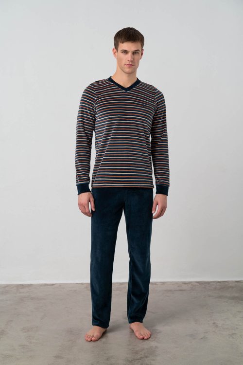 Pyjamas with Long Sleeves - Image 1