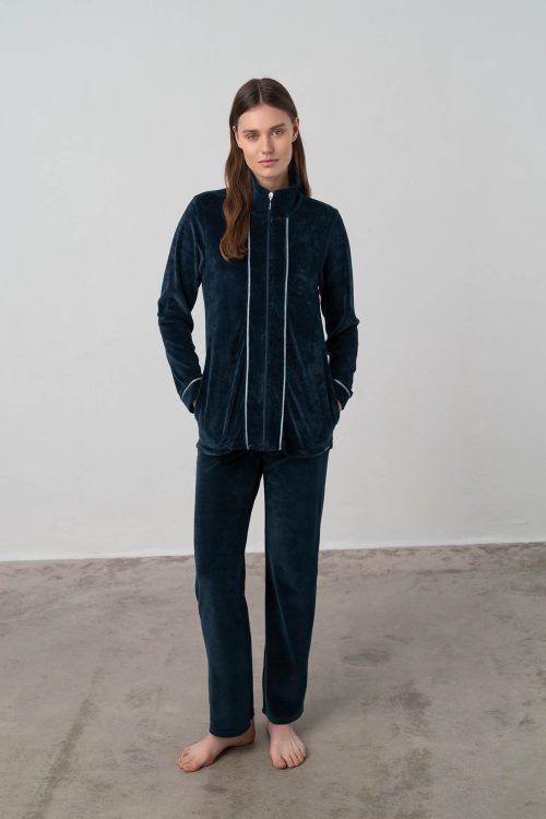 Plain Zipped Tracksuit - Image 1