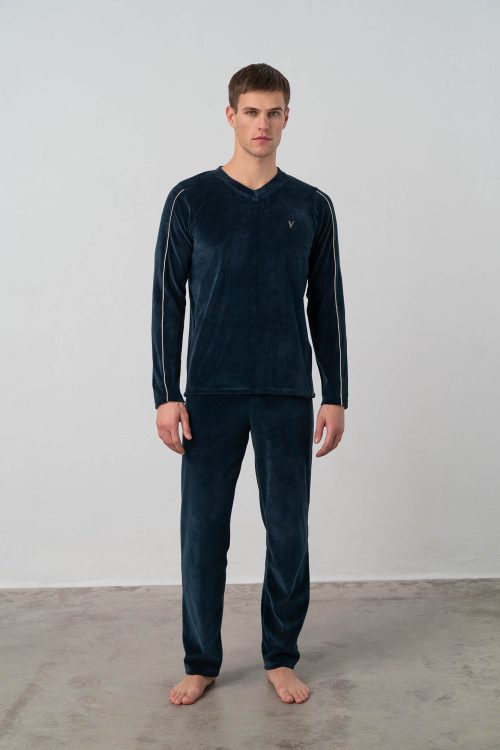 Pyjamas with Long Sleeves - Image 1