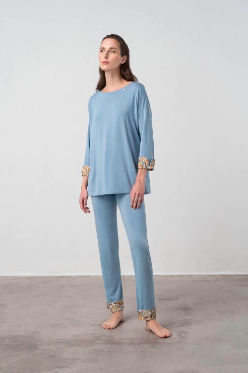 Pyjamas with Plain Pants - Image 1