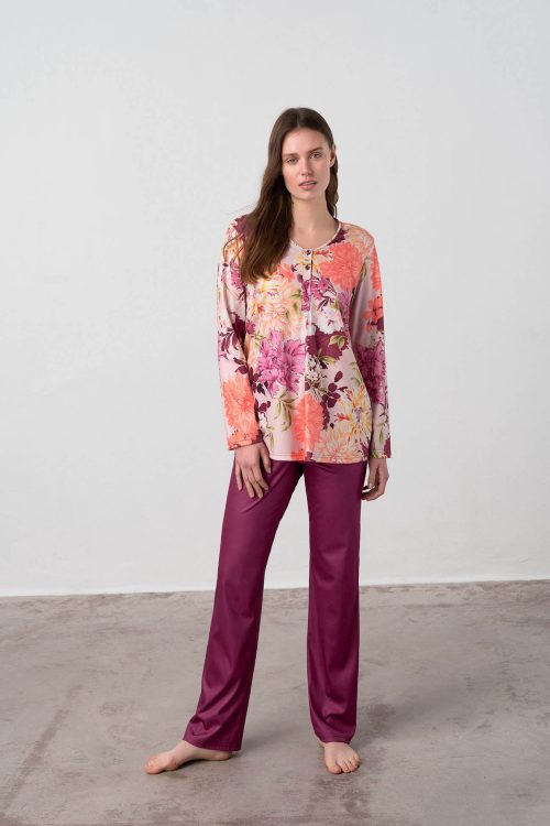 Pyjamas with Plain Pants - Image 1