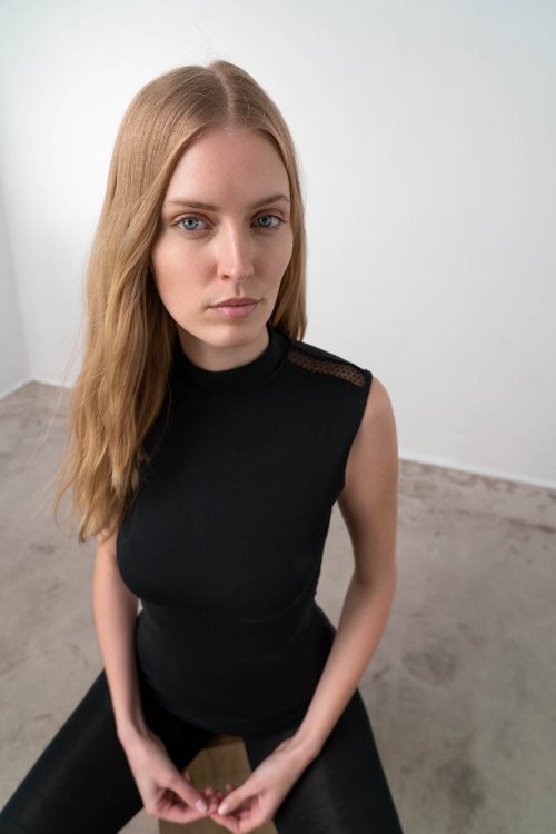 Plain Sleeveless Vest - Image 1