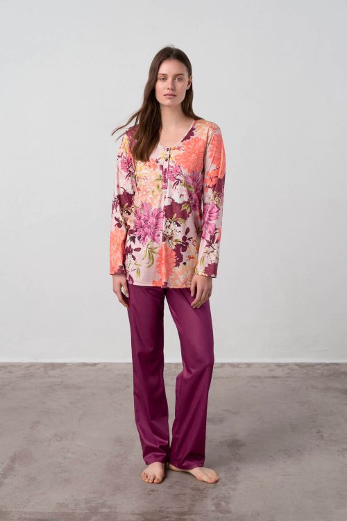 Pyjamas with Plain Pants - Image 2