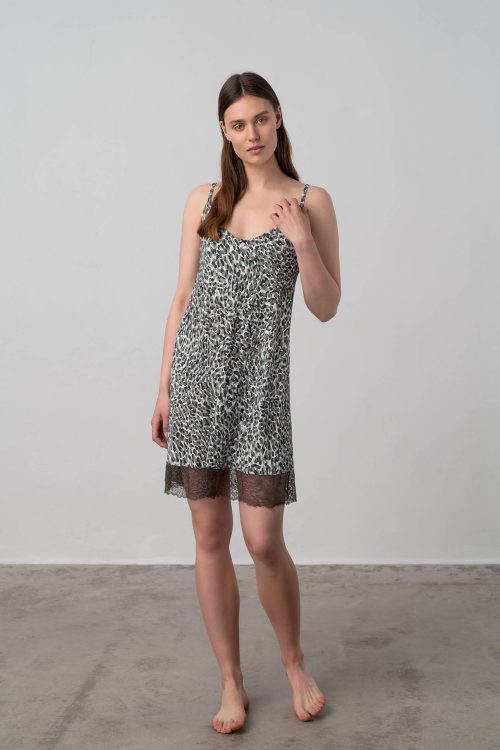 Nighty and Robe Set - Image 3