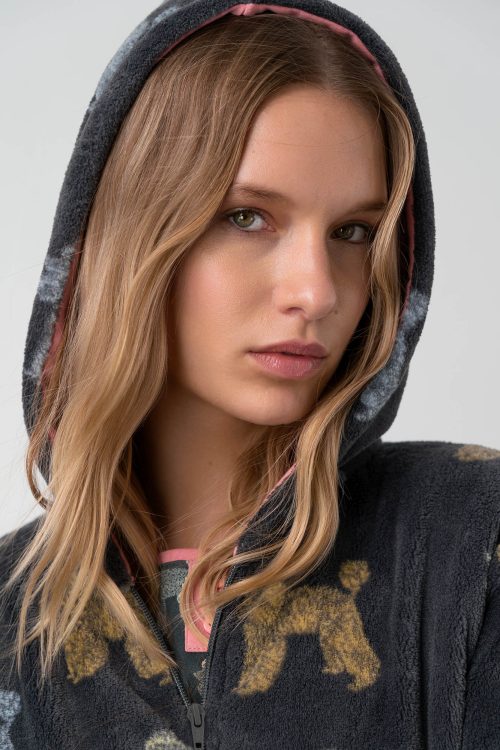 Plain Zipped Robe - Image 5