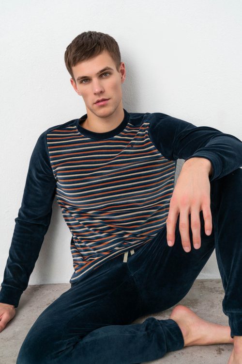 Pyjamas with Long Sleeves - Image 5