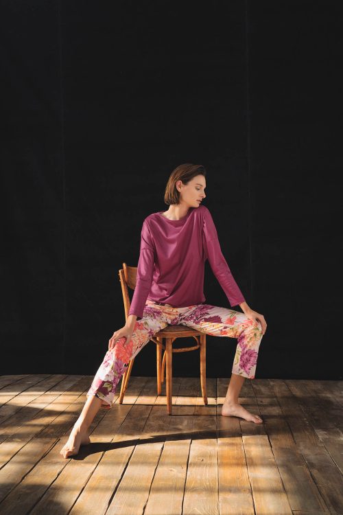 Pyjamas with Floral Pants - Image 5