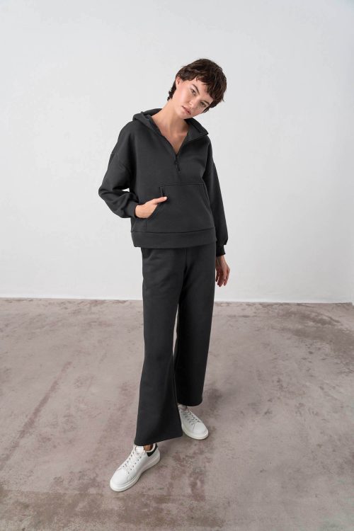 Plain Flared Pants - Image 8