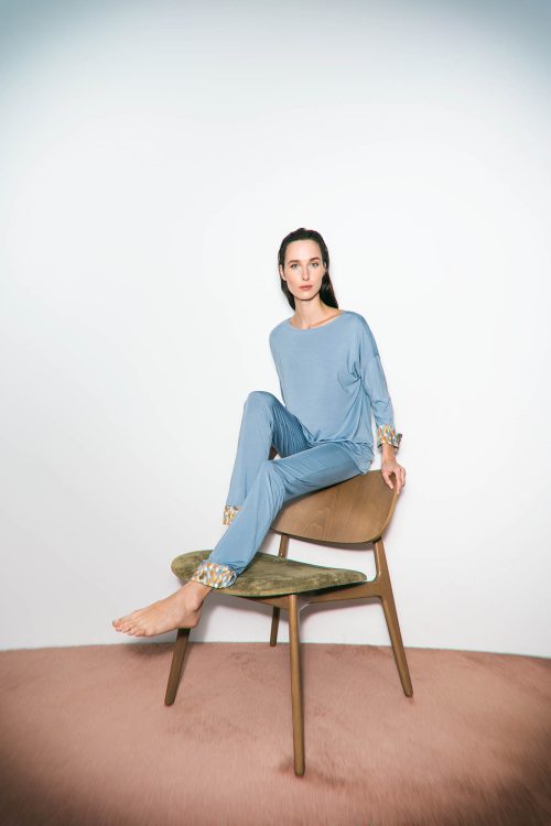 Pyjamas with Plain Pants - Image 9