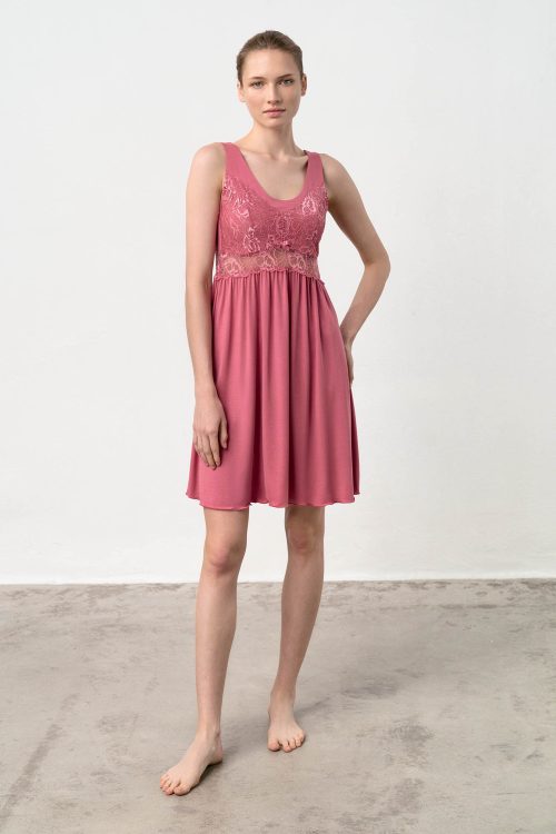 Woman’s Nightgown with lace - Image 2