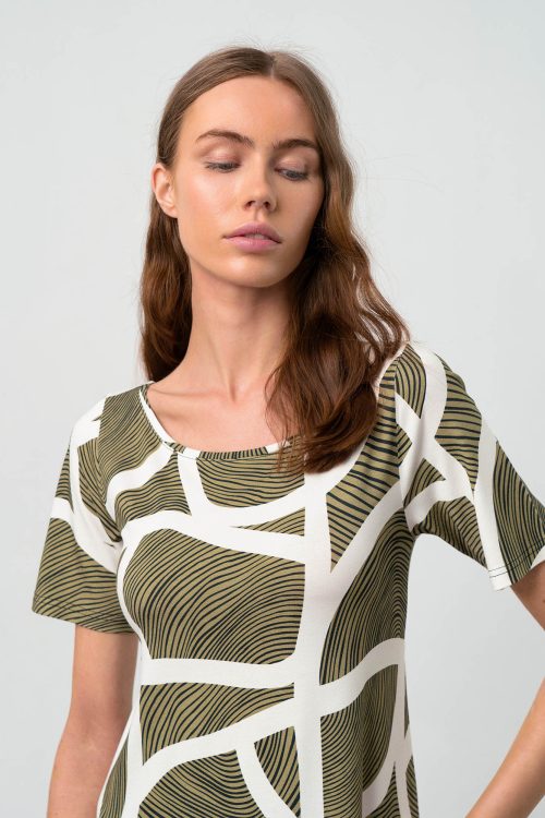 Dress with Short Sleeves - Image 3