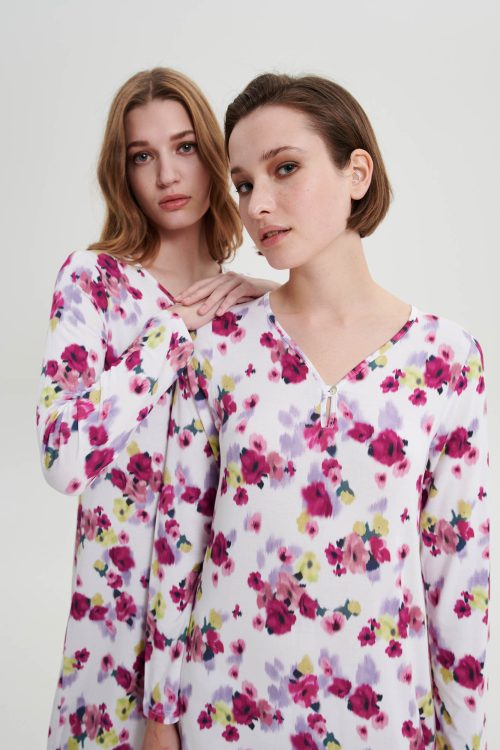 Дълга нощница с копче - Image 2