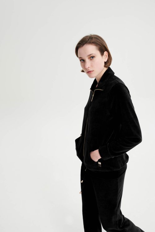 Обикновен анцуг с цип - Image 2