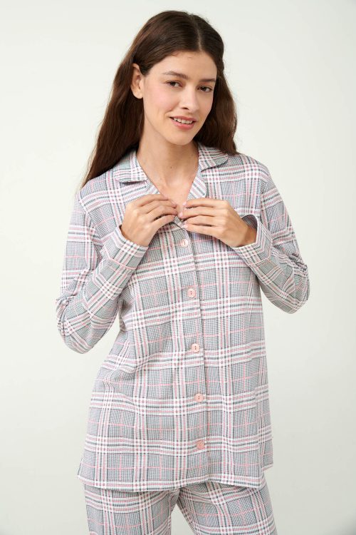 Карирана пижама с копчета - Image 4